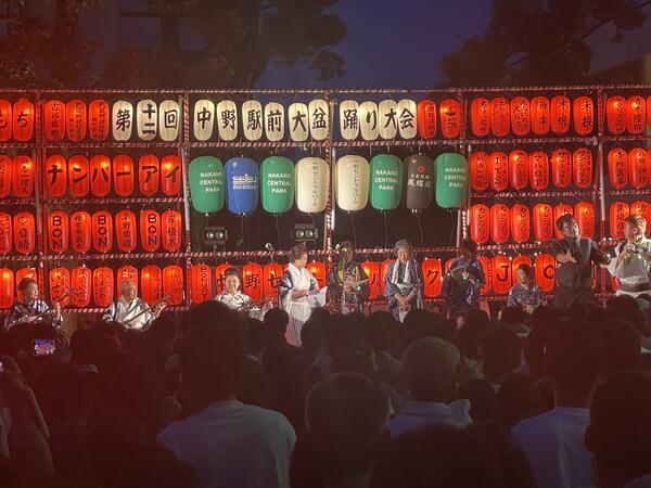 昨年行われた第12回中野駅前大盆踊り大会の様子
